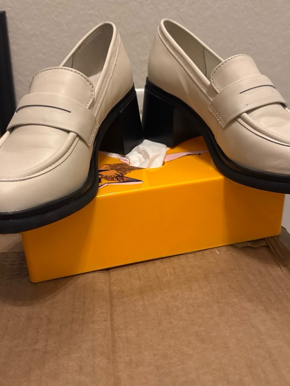Steve Madden Cream Leather Block Heel Loafers for Women